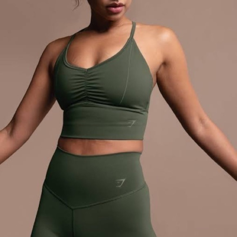 Gymshark elevate crop top - Picture 2 of 4